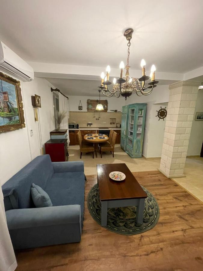 Апартаменти Apartament Yannis Алба-Юлія Екстер'єр фото
