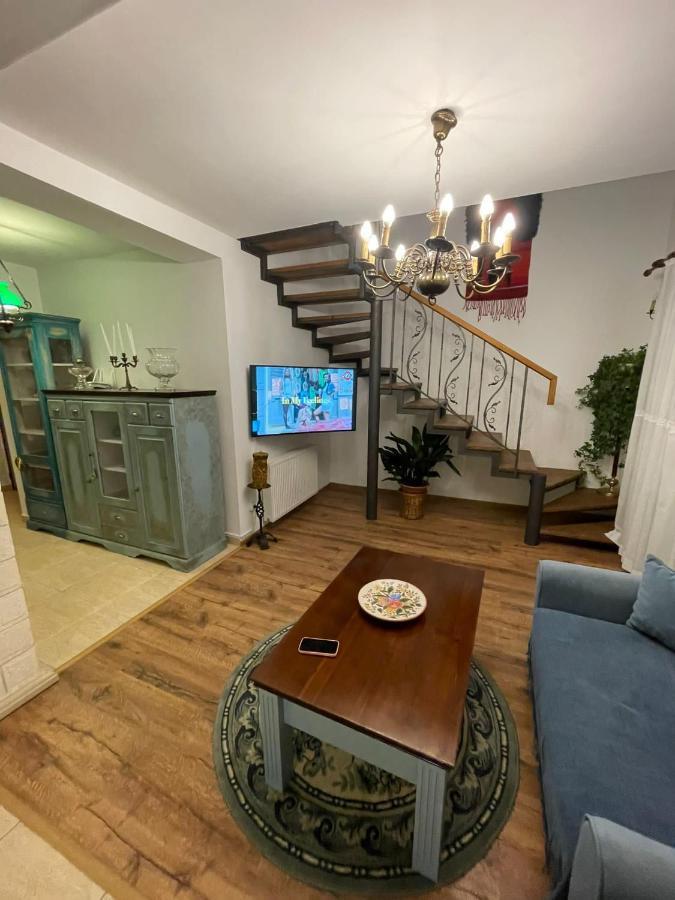 Апартаменти Apartament Yannis Алба-Юлія Екстер'єр фото