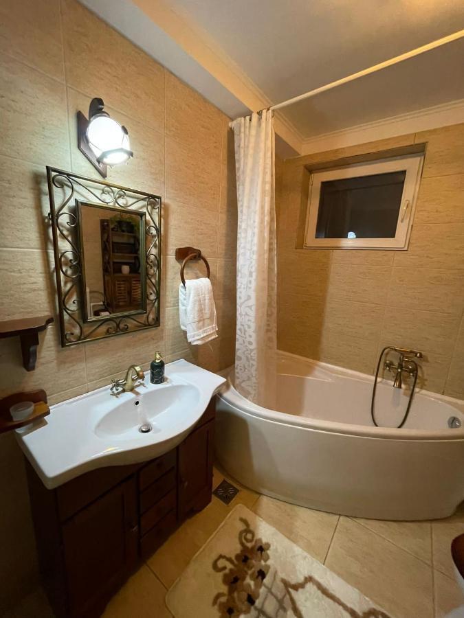 Апартаменти Apartament Yannis Алба-Юлія Екстер'єр фото