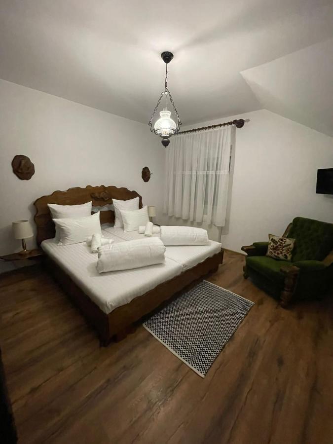 Апартаменти Apartament Yannis Алба-Юлія Екстер'єр фото